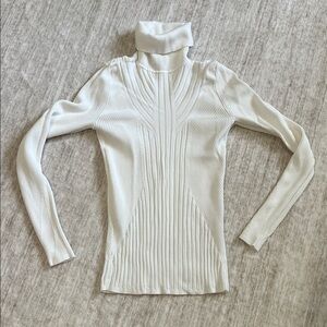 White House Black Market Cream Ribbed Turtleneck Sweater